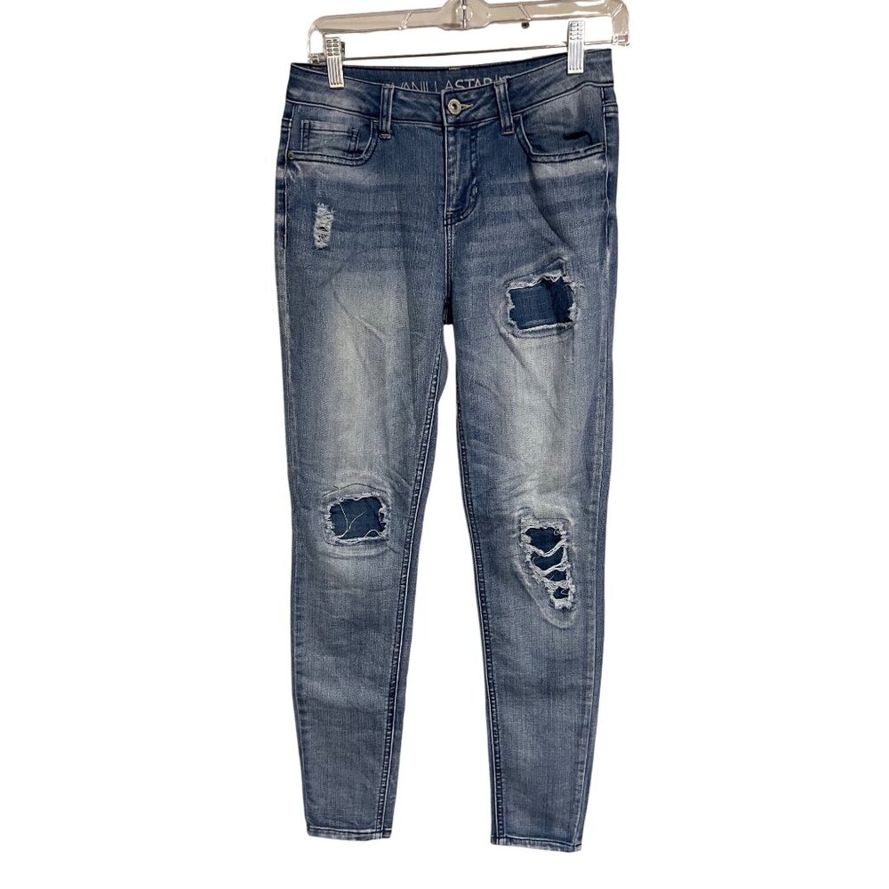 Vanilla Star Mid Rise Skinny Jeans Womens Size 5 JR/26 Distressed Patches Grunge